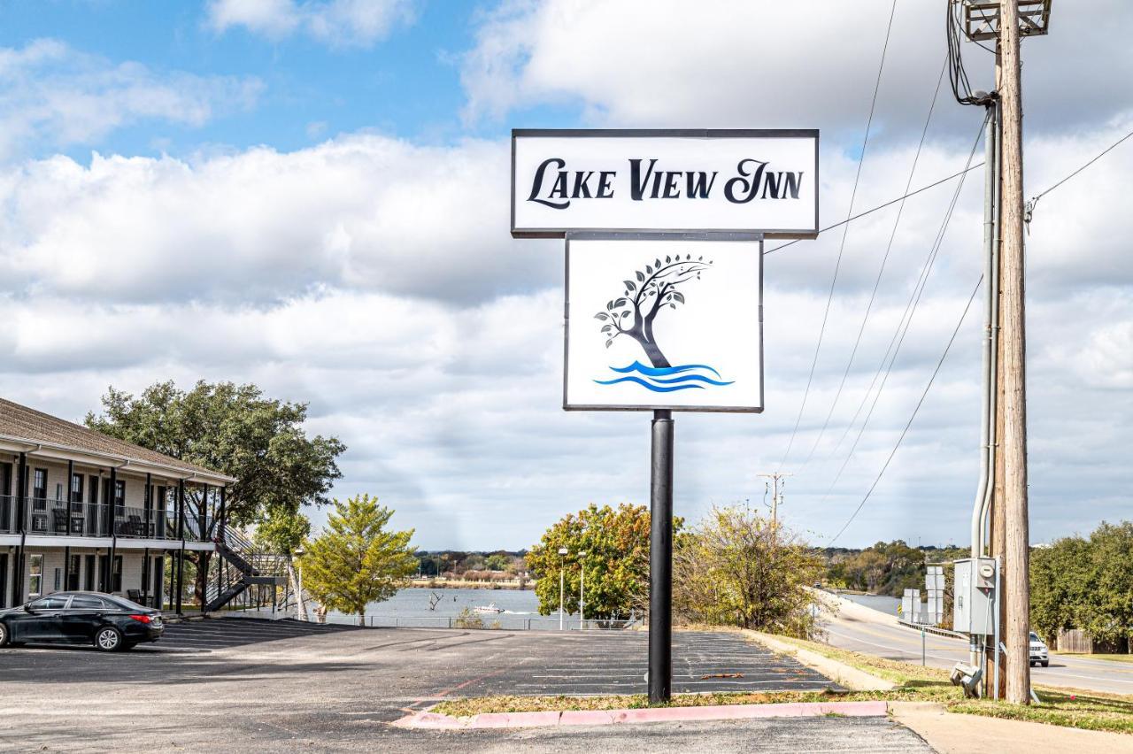 Lake View Inn Granbury Exteriör bild